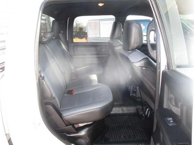 RAM 2500 Tradesman Crew Cab LWB 4WD 2023