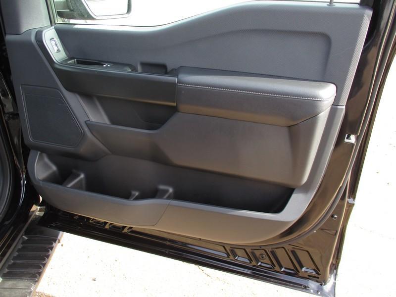 Ford F-150 STX 4WD SuperCrew 5.5' Box 2023