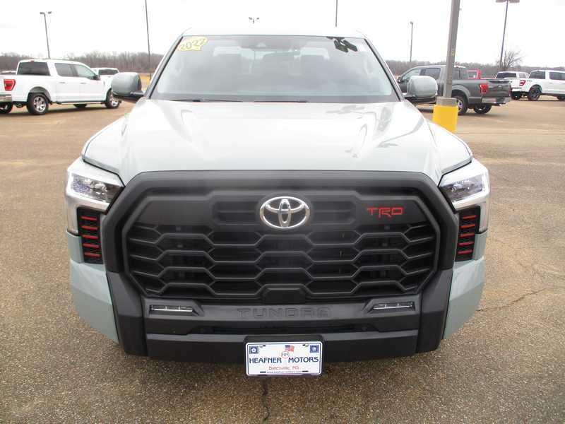 Toyota Tundra SR5 CrewMax 2WD 2022