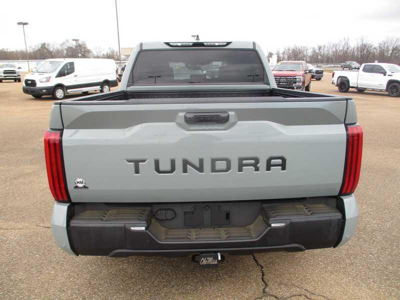 Toyota Tundra SR5 CrewMax 2WD 2022