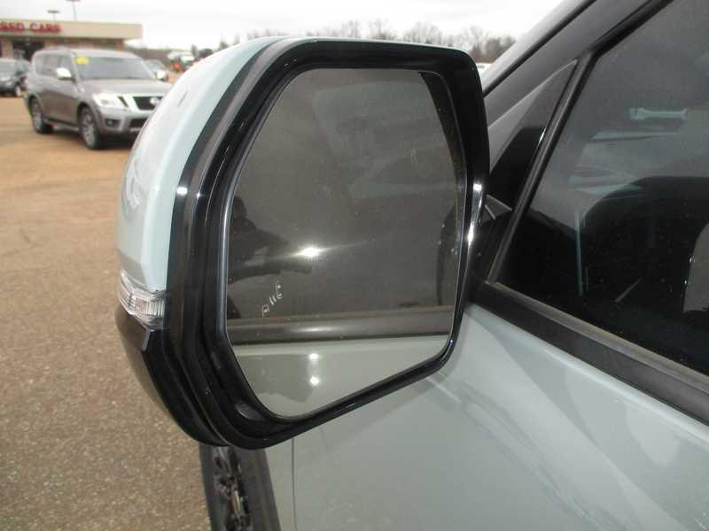 Toyota Tundra SR5 CrewMax 2WD 2022