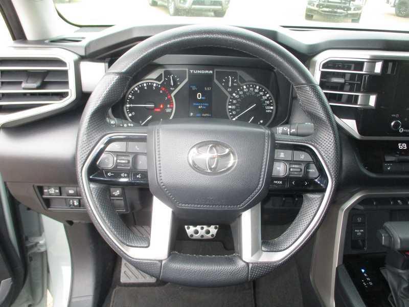 Toyota Tundra SR5 CrewMax 2WD 2022