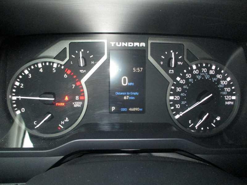 Toyota Tundra SR5 CrewMax 2WD 2022