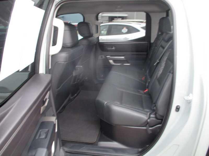 Toyota Tundra SR5 CrewMax 2WD 2022