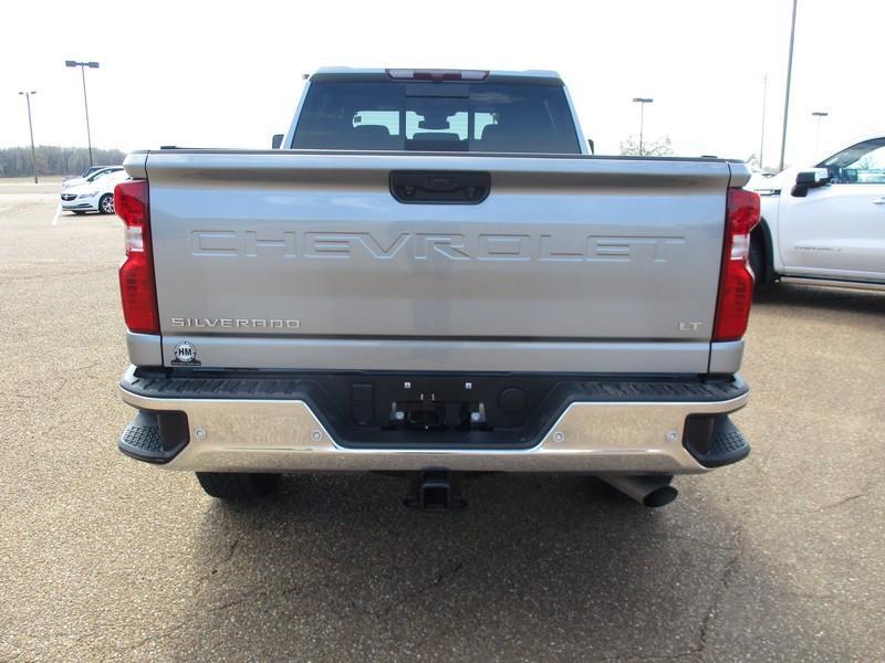 Chevrolet Silverado 2500HD LT Crew Cab Long Box 4WD 2025