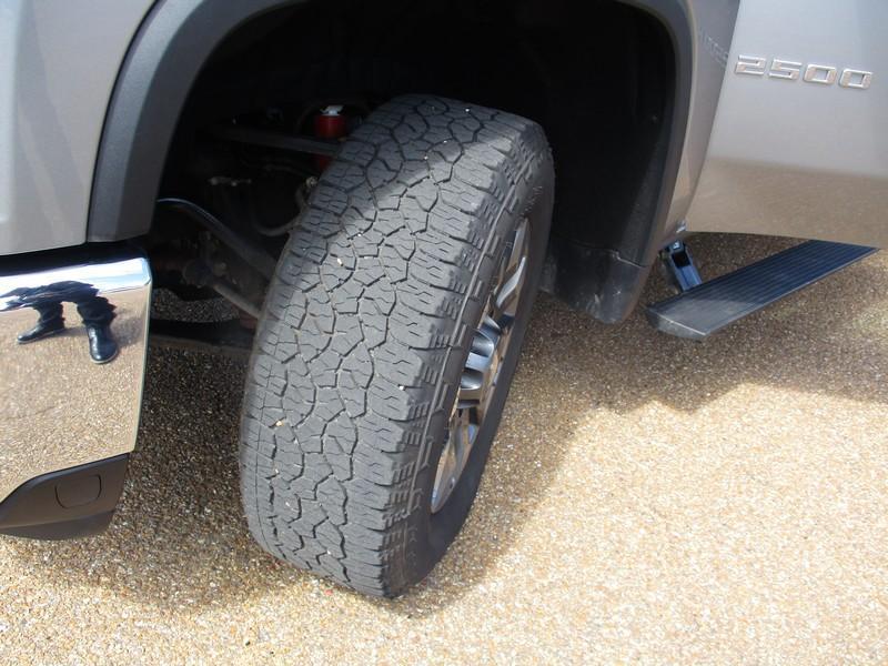 Chevrolet Silverado 2500HD LT Crew Cab Long Box 4WD 2025