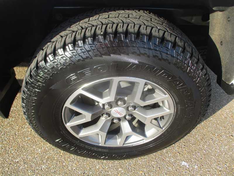 GMC Canyon AT4 Crew Cab w/Cloth 4WD 2022