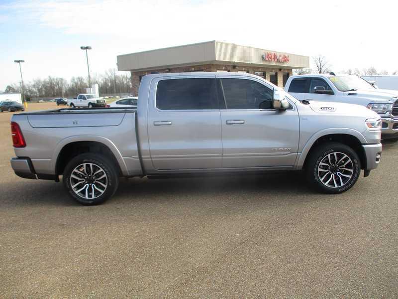 RAM 1500 Limited Crew Cab SWB 4WD 2025