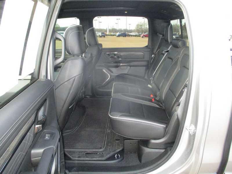 RAM 1500 Limited Crew Cab SWB 4WD 2025