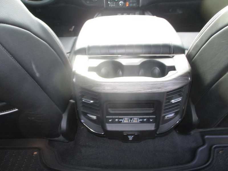 RAM 1500 Limited Crew Cab SWB 4WD 2025