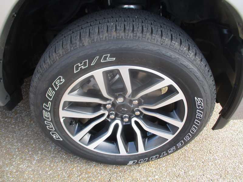 RAM 1500 Limited Crew Cab SWB 4WD 2025