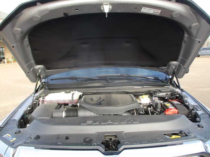 RAM 1500 Limited Crew Cab SWB 4WD 2025