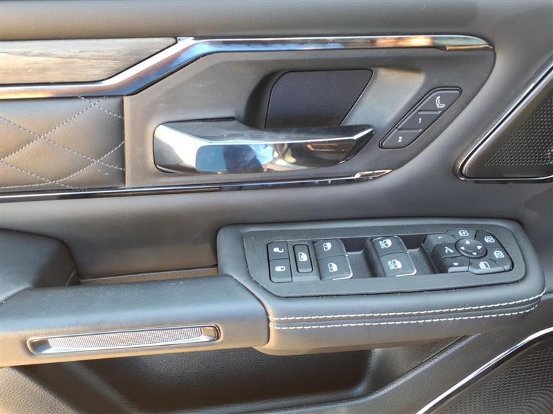 RAM 1500 Limited Crew Cab SWB 4WD 2025