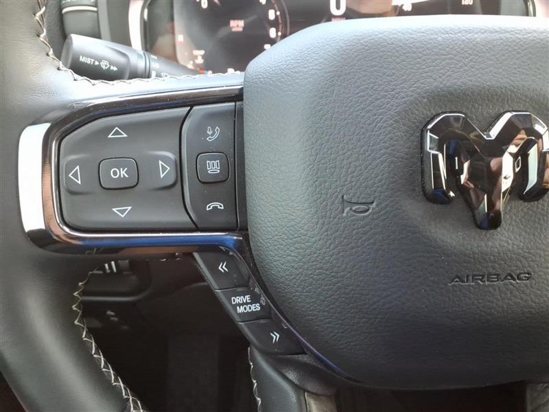 RAM 1500 Limited Crew Cab SWB 4WD 2025