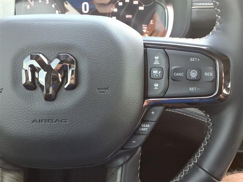 RAM 1500 Limited Crew Cab SWB 4WD 2025