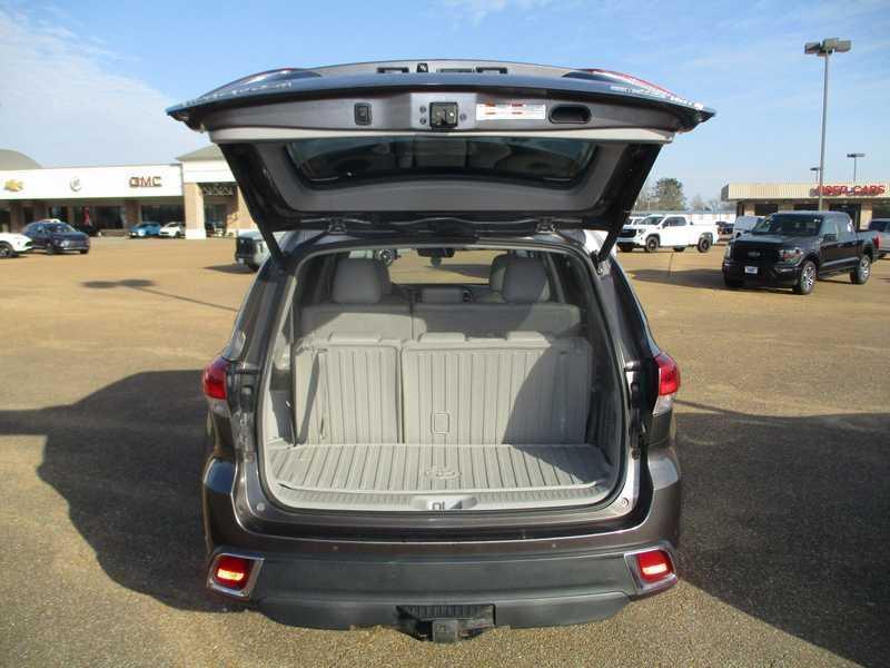 Toyota Highlander Limited AWD V6 2017