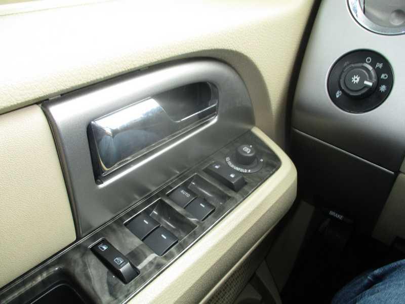 Ford Expedition EL Limited 2WD 2017