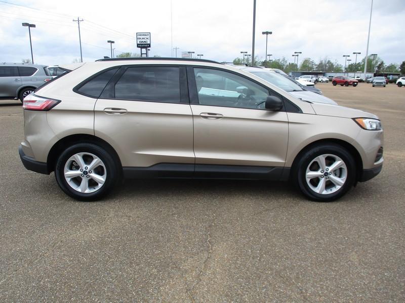 Ford Edge SE FWD 2020