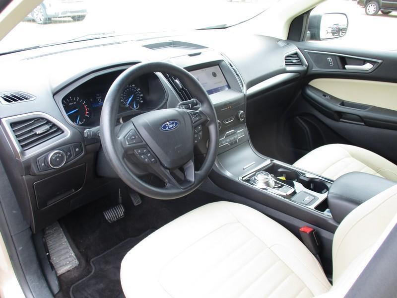 Ford Edge SE FWD 2020