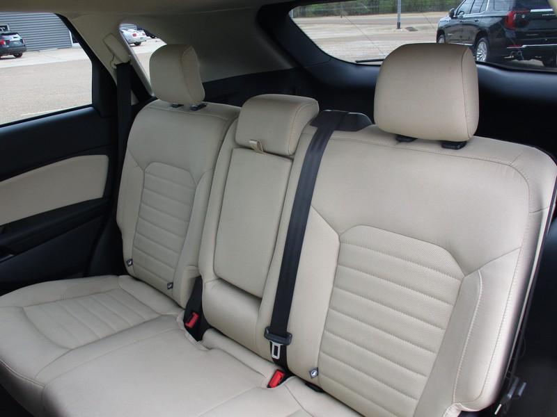 Ford Edge SE FWD 2020