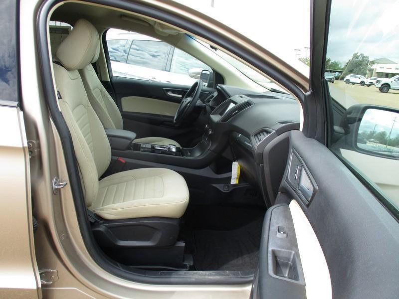 Ford Edge SE FWD 2020