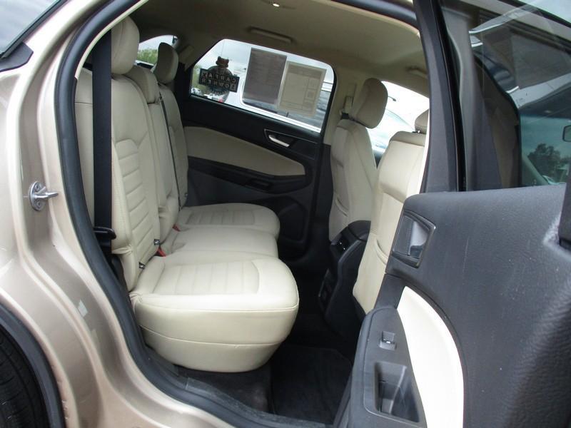 Ford Edge SE FWD 2020