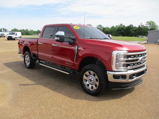 2024 Ford F-350 Super Duty Lariat Crew Cab 4WD
