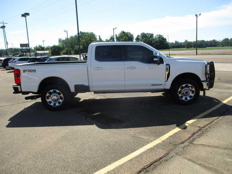 Ford F-250 SD King Ranch Crew Cab 4WD 2025
