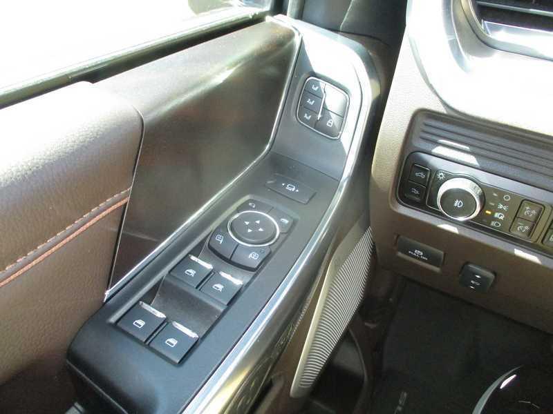 Ford F-250 SD King Ranch Crew Cab 4WD 2025