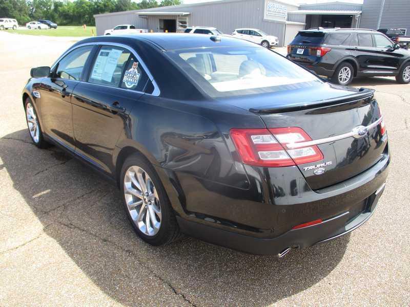 Ford Taurus Limited FWD 2013