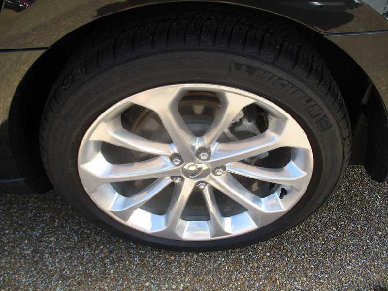 Ford Taurus Limited FWD 2013