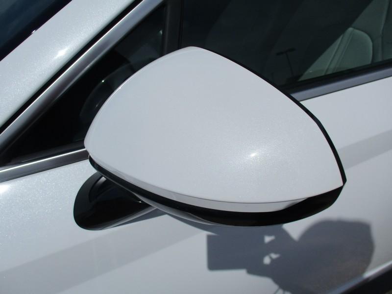 Hyundai Sonata Hybrid SEL 2025