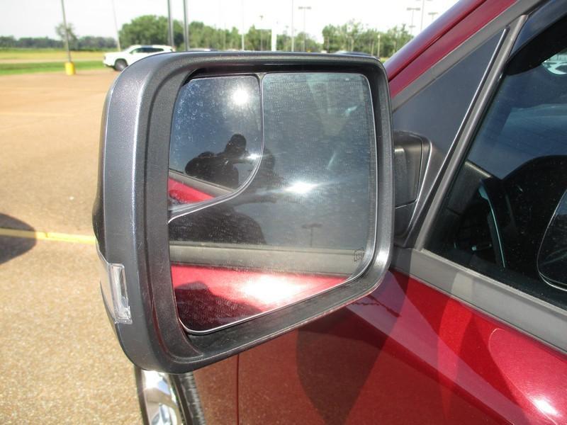 RAM 1500 Big Horn Quad Cab 2WD 2022