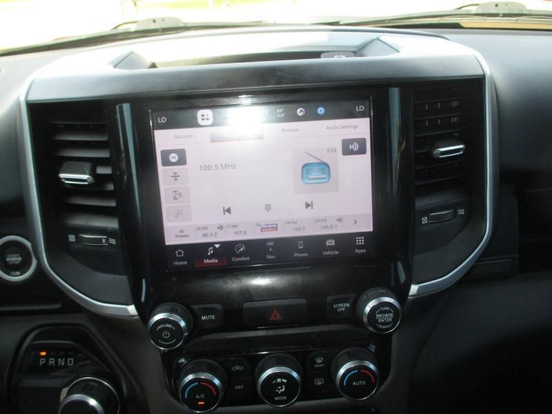 RAM 1500 Big Horn Quad Cab 2WD 2022