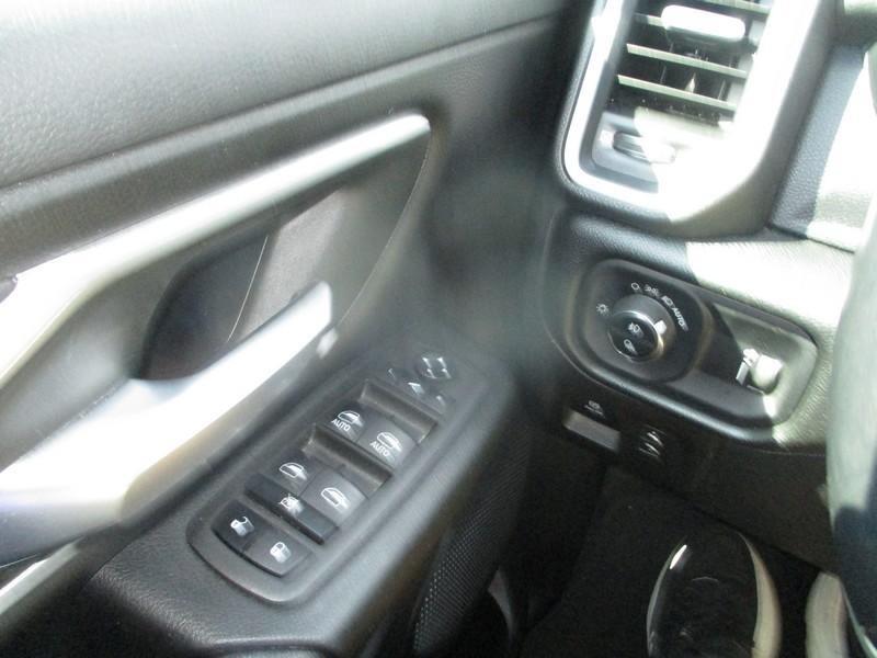 RAM 1500 Big Horn Quad Cab 2WD 2022