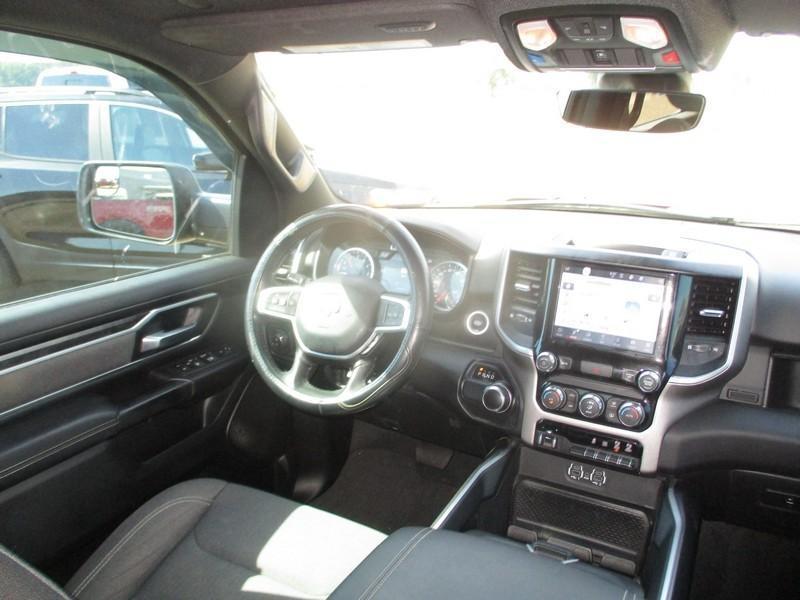 RAM 1500 Big Horn Quad Cab 2WD 2022