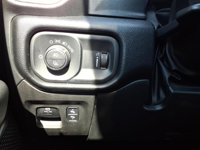 RAM 1500 Big Horn Quad Cab 2WD 2022