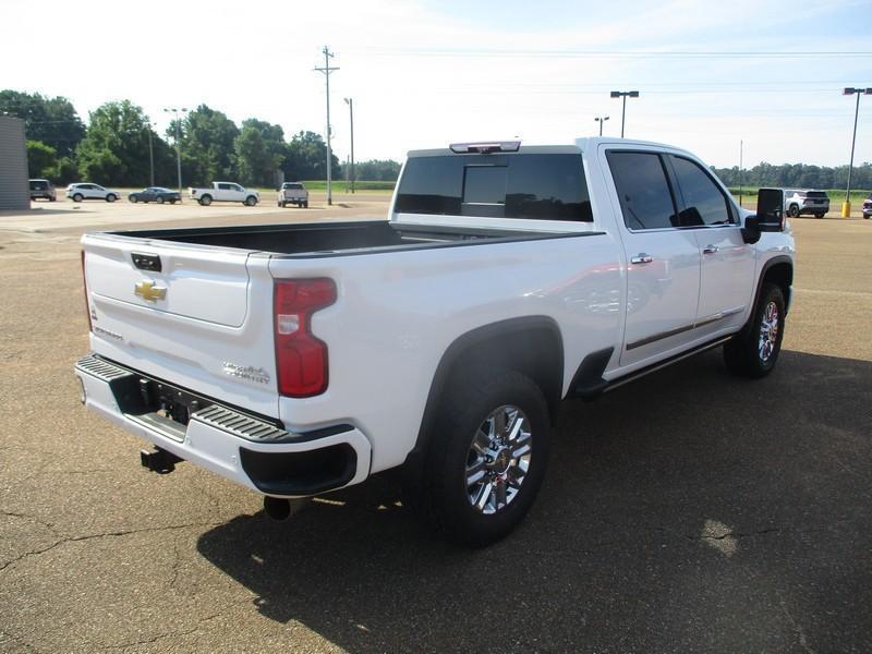 Chevrolet Silverado 2500HD High Country Crew Cab Short Box 4WD 2024