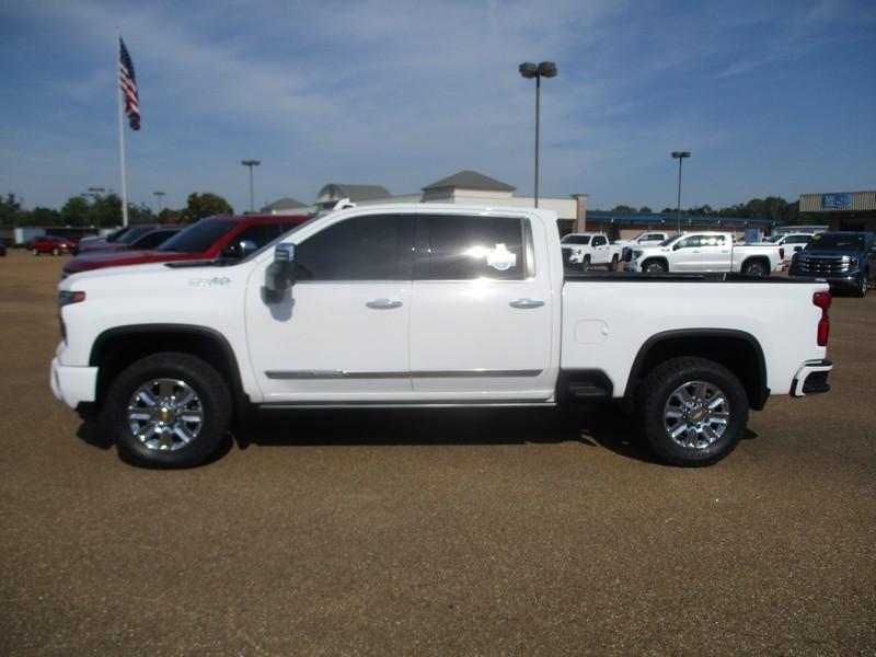 Chevrolet Silverado 2500HD High Country Crew Cab Short Box 4WD 2024