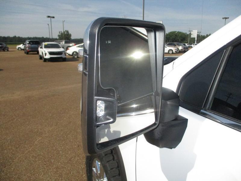 Chevrolet Silverado 2500HD High Country Crew Cab Short Box 4WD 2024