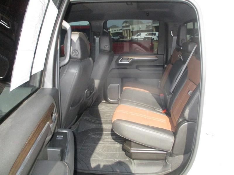 Chevrolet Silverado 2500HD High Country Crew Cab Short Box 4WD 2024