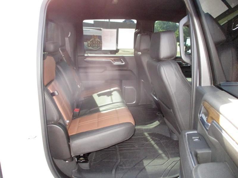 Chevrolet Silverado 2500HD High Country Crew Cab Short Box 4WD 2024