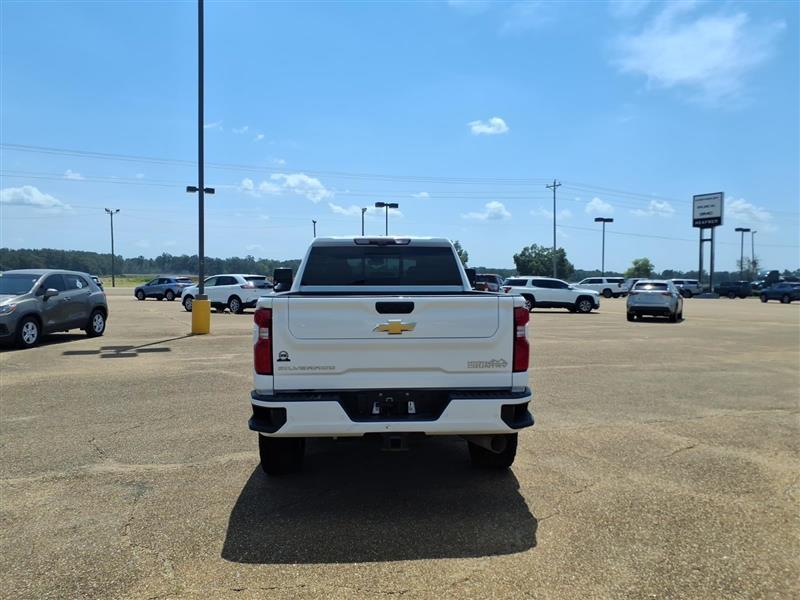 Chevrolet Silverado 2500HD High Country Crew Cab Short Box 4WD 2024