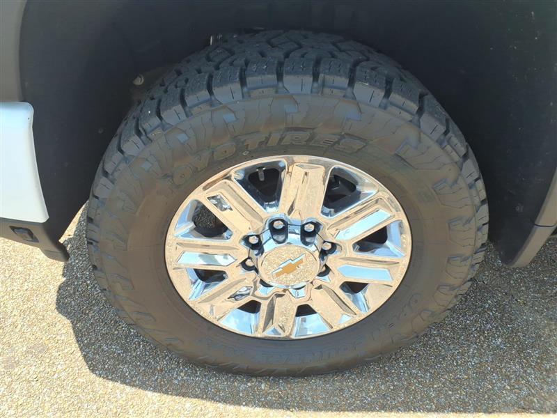 Chevrolet Silverado 2500HD High Country Crew Cab Short Box 4WD 2024