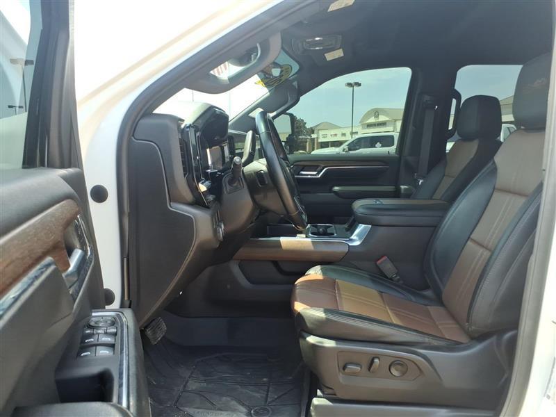 Chevrolet Silverado 2500HD High Country Crew Cab Short Box 4WD 2024