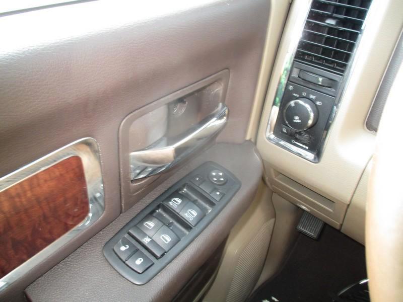 RAM 1500 Sport Crew Cab 4WD 2011
