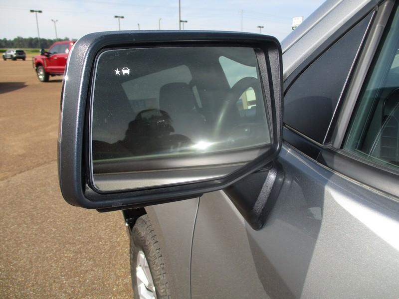 Chevrolet Silverado 1500 LT Crew Cab 4WD 2024
