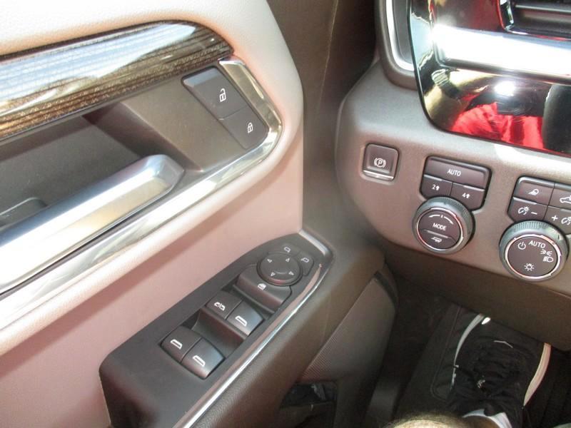 Chevrolet Silverado 1500 LT Crew Cab 4WD 2024