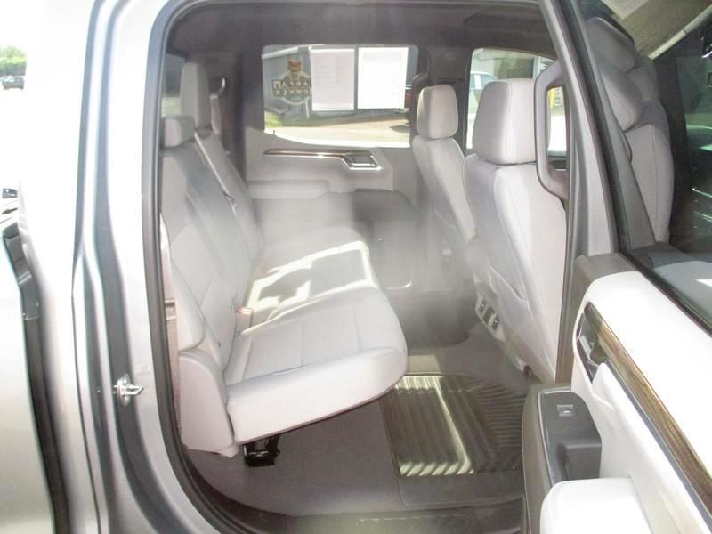 Chevrolet Silverado 1500 LT Crew Cab 4WD 2024