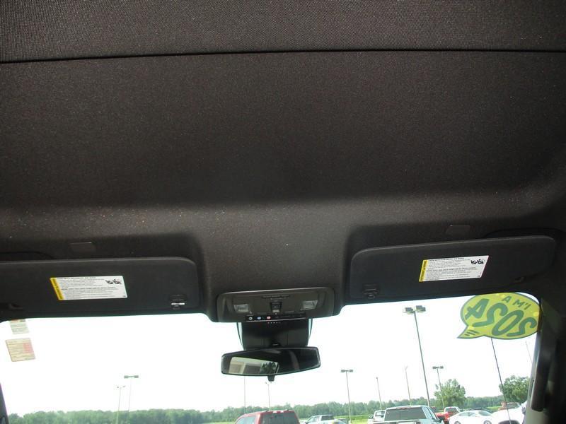 Chevrolet Silverado 1500 LT Crew Cab 4WD 2024